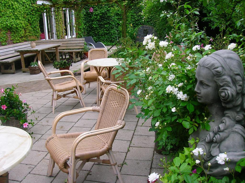 Door & Roos Bed and Breakfast Lottum Eksteriør billede