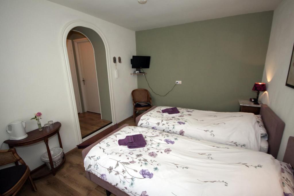 Door & Roos Bed and Breakfast Lottum Værelse billede